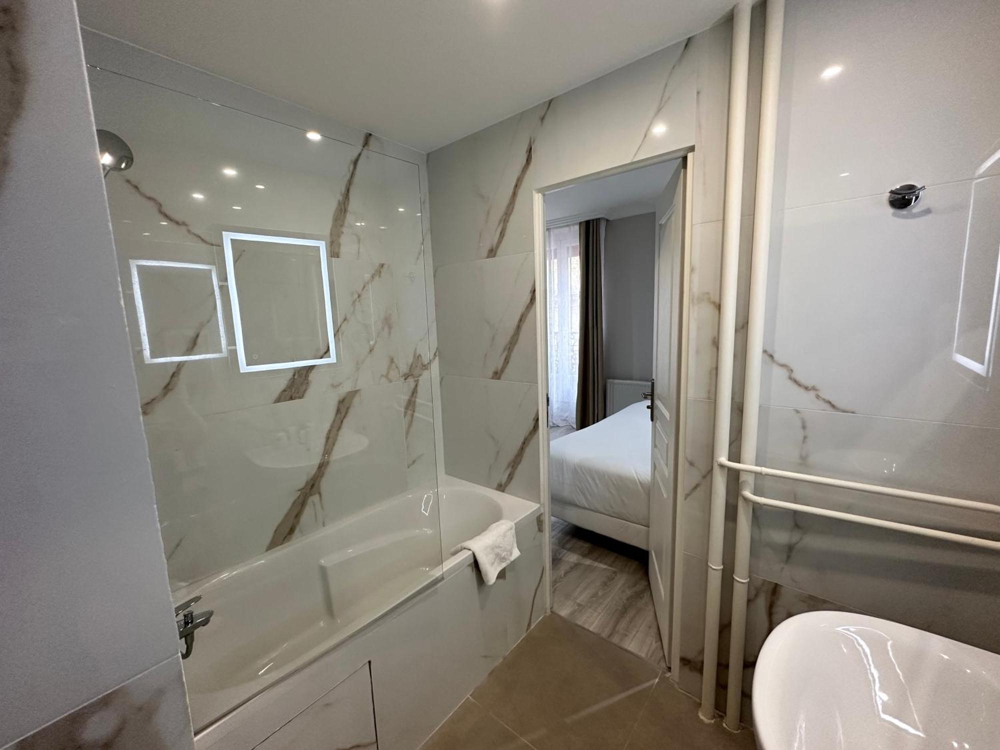 Hotel Riviera Renovated Paris Dış mekan fotoğraf